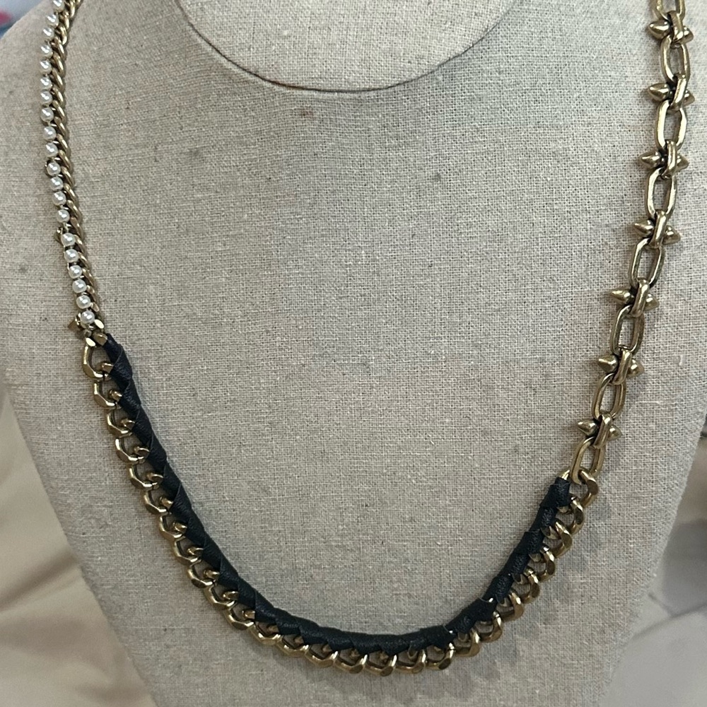 Stella & Dot Power Pearl Necklace/Wrap Bracelet